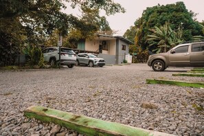 Free self-parking - ONDA Boquete  (Boquete)