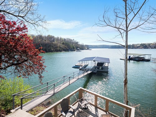 Sunset Cove - Large cove, gorgeous sunsets, Amenities galore!