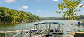 Sunset Cove: 4  BR, 3  BA House in Bremen, Sleeps 12