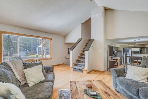 Derby Spacious Home Off Rock Rd With King Master Suite & Pack N Play