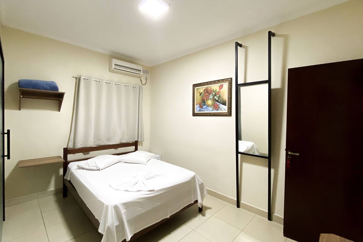 Deluxe tweepersoonskamer, 1 tweepersoonsbed | 1 slaapkamer, beddengoed