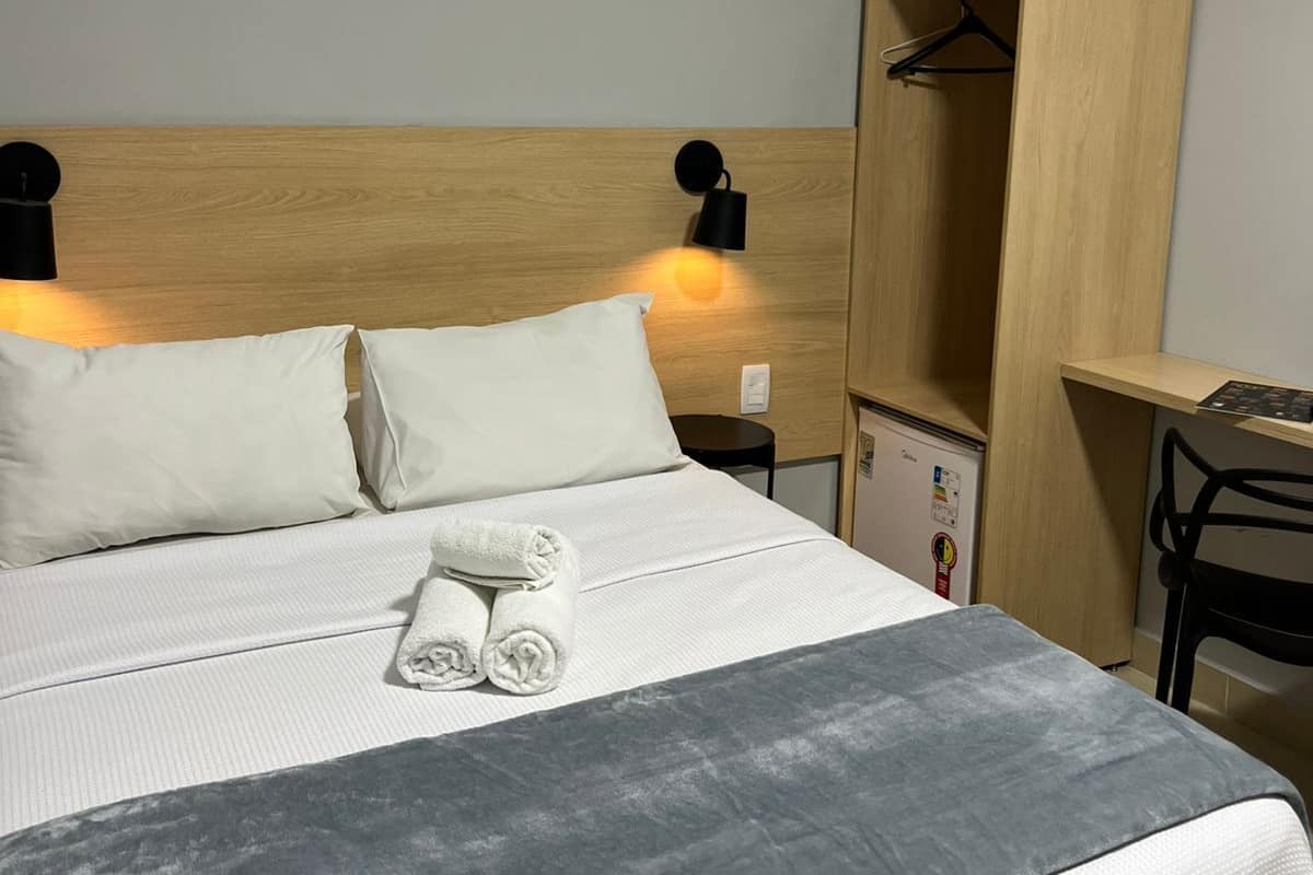 Deluxe Double Room, 1 Double Bed | Bed sheets