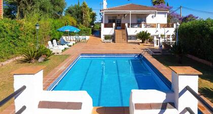 Casa Rural Sevilla Guillena by Ruralidays