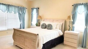 3 bedrooms, iron/ironing board, free WiFi, bed sheets