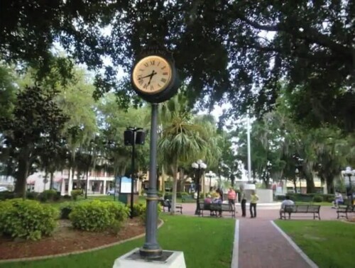 Sun N Lake entire Villa on Granada