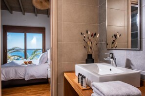 Villa | 3 bedrooms, WiFi - Alpha House in Crete (Malevizi)