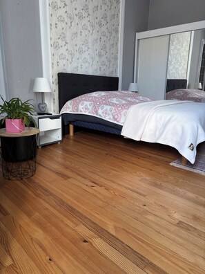 5 chambres, fer et planche Ă repasser, lit parapluie, Wi-Fi gratuit