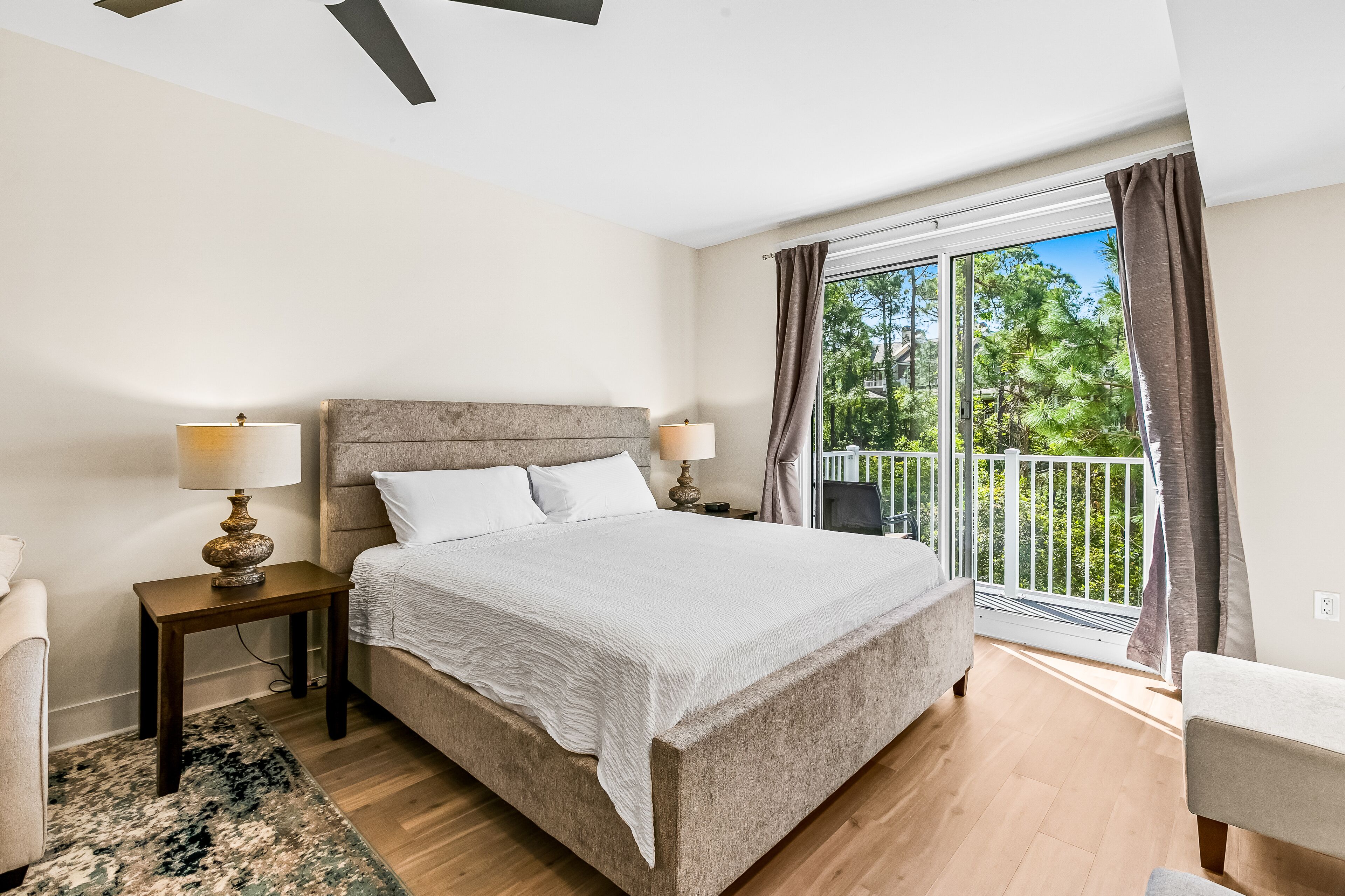 Silitysrauta/-lauta, internet, vuodevaatteet