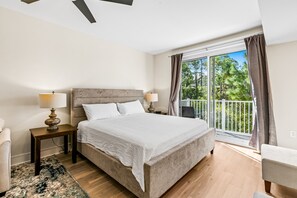 Iron/ironing board, Internet, bed sheets