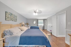 5 Schlafzimmer, Zimmersafe, Bügeleisen/Bügelbrett, kostenloses WLAN
