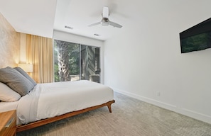 Room - Modern Luxury w/Zen garden - 5 min walk from Lake Austin (Austin)