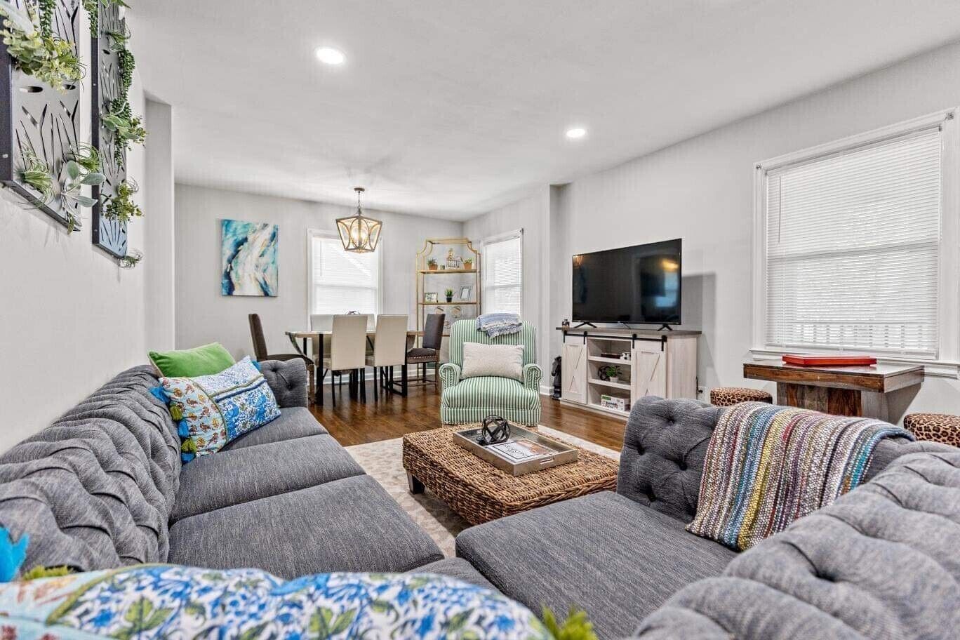 🌟Spacious 5br/2ba home 🏠 3mi to UK & dtown