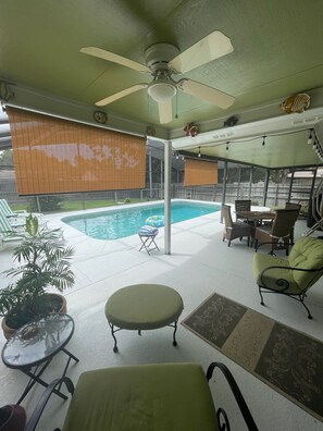Udendørs pool