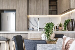 2 Bedroom Ocean View | 2 phòng ngủ, trang trí khác biệt 