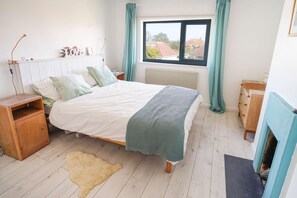 4 chambres, lit parapluie, Wi-Fi, draps fournis