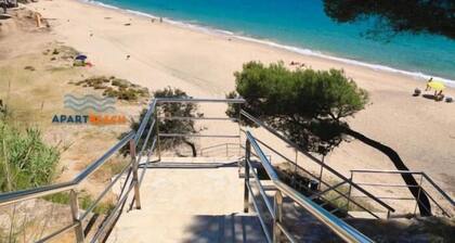 APARTBEACH - PANORAMIC WITH BEACH AND POOL VIEWS