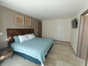 3 bedrooms, iron/ironing board, free WiFi