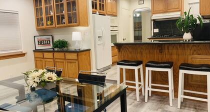 Charming House in San Jose Evergreen 5Br/3Bt 8Beds