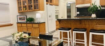 Charming House in San Jose Evergreen 5Br/3Bt 8Beds