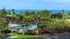 Pool - 🏖️Ocean View Keauhou Townhome Near Kahalu'u Beach (Kailua Kona)
