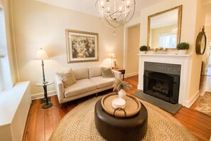 Immagine non classificata, 2 di 40, pulsante