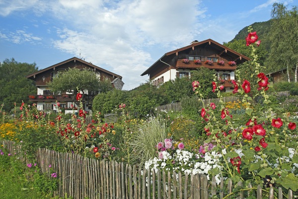 Gästehaus Koyerbauer Boardinghouse (DE Aschau im Chiemgau) - Zwickl Waltraud - 65103-Koyerbauer_links Haupthaus_rechts Nebenhaus