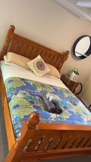 1 bedroom, desk, iron/ironing board, free WiFi