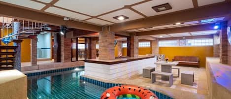 Pool | Indoor pool