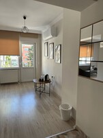 Grand Suite | Premium bedding, minibar, desk, soundproofing