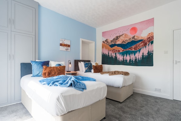 3 Schlafzimmer, Bügeleisen/Bügelbrett, WLAN, Bettwäsche