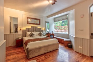 Habitación doble clásica | Ropa de cama de alta calidad, wifi gratis y ropa de cama 