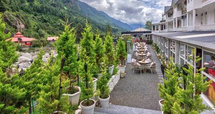 PARADISE - The Whitehouse Cafe