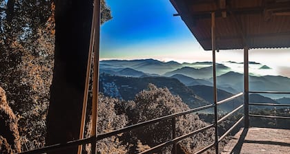 Wilderness Retreat campsite  in the forest w/ Alpine tents as your accomodation,