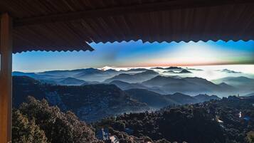 Vue depuis lâhĂ©bergement