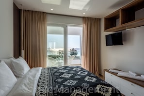 Vila | 3 quartos, cofres nos quartos, cortinas blackout