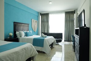 Surmatelas, ameublement personnalisé, fer et planche à repasser