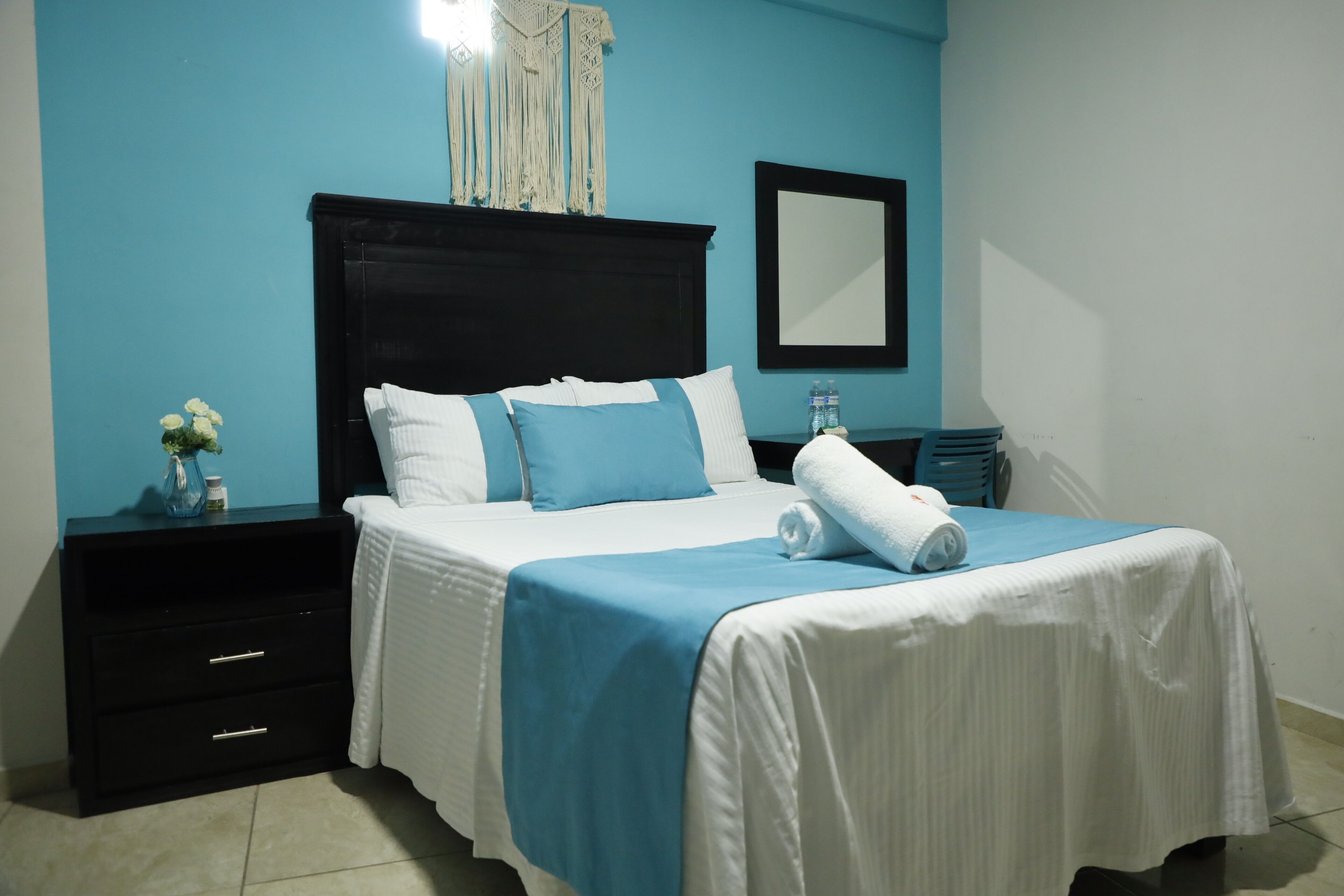 standard room, 1 double bed | pillow-top beds, individually furnished, iron/ironing board, free wifi