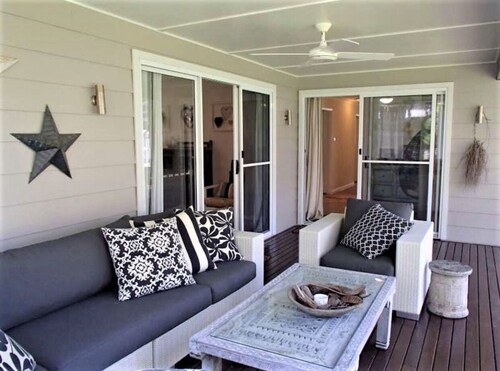 Large Beach House near 2 beaches