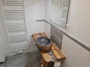 Shower - Ferienwohnung 9 & 40 (Stedesdorf)