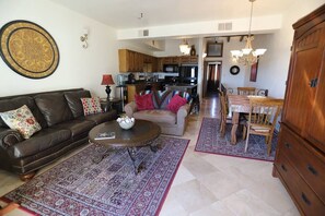 TV, peis, videospill og bøker