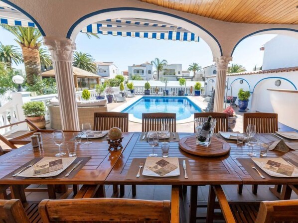 Restauration extérieure