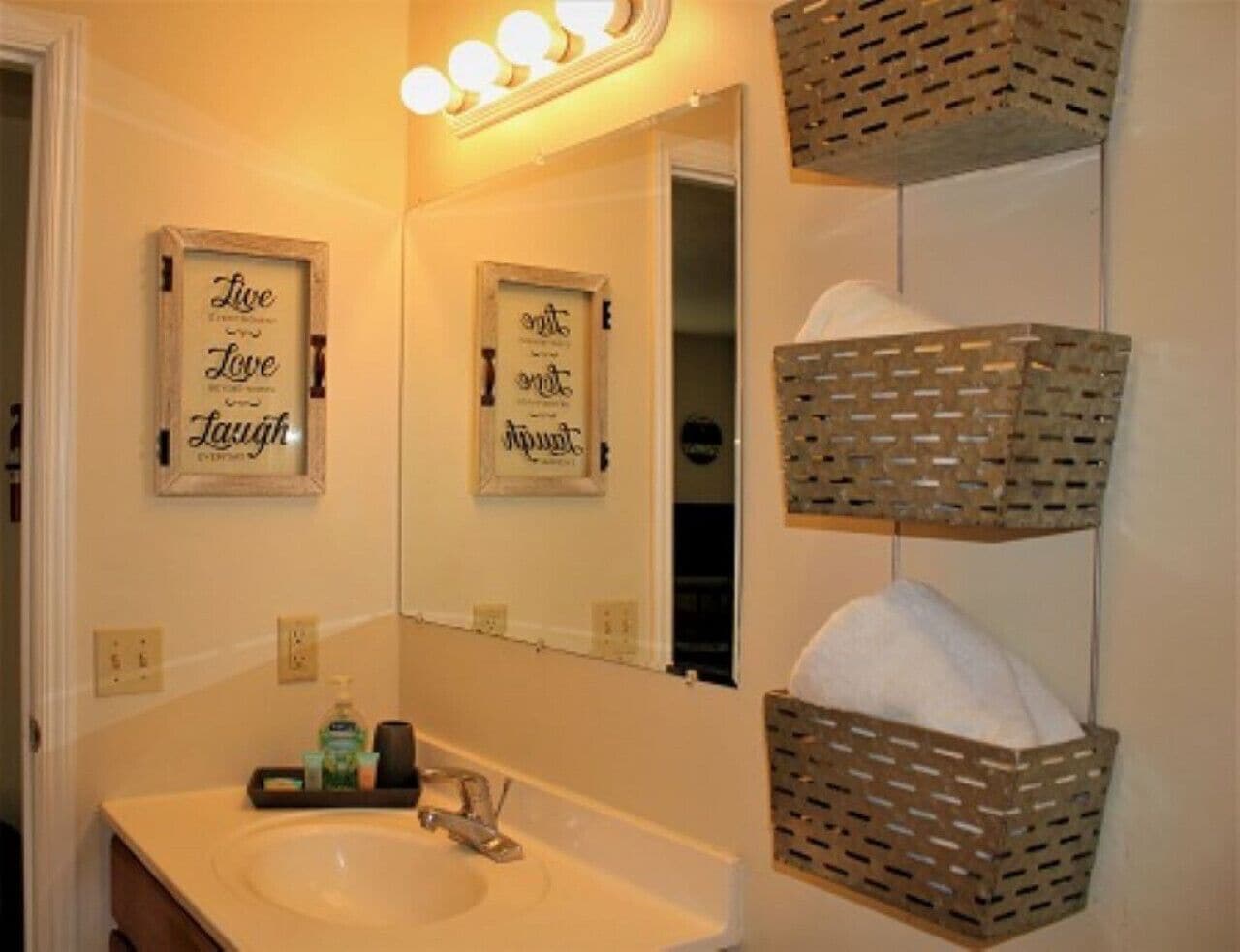 Hair dryer, towels
