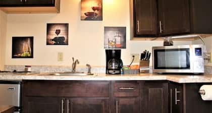 525 Sprague 8 · Apartment across from Waldo Stadium and WMU track