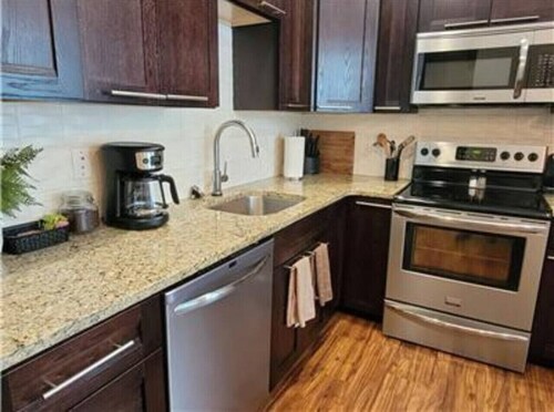 131 Cedar 2 · Chic 2BR Urban Retreat | Downtown Kalamazoo