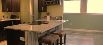 125 Cedar 1 · Apartment in Kalamazoo + WI-Fi + Garage + Laundry