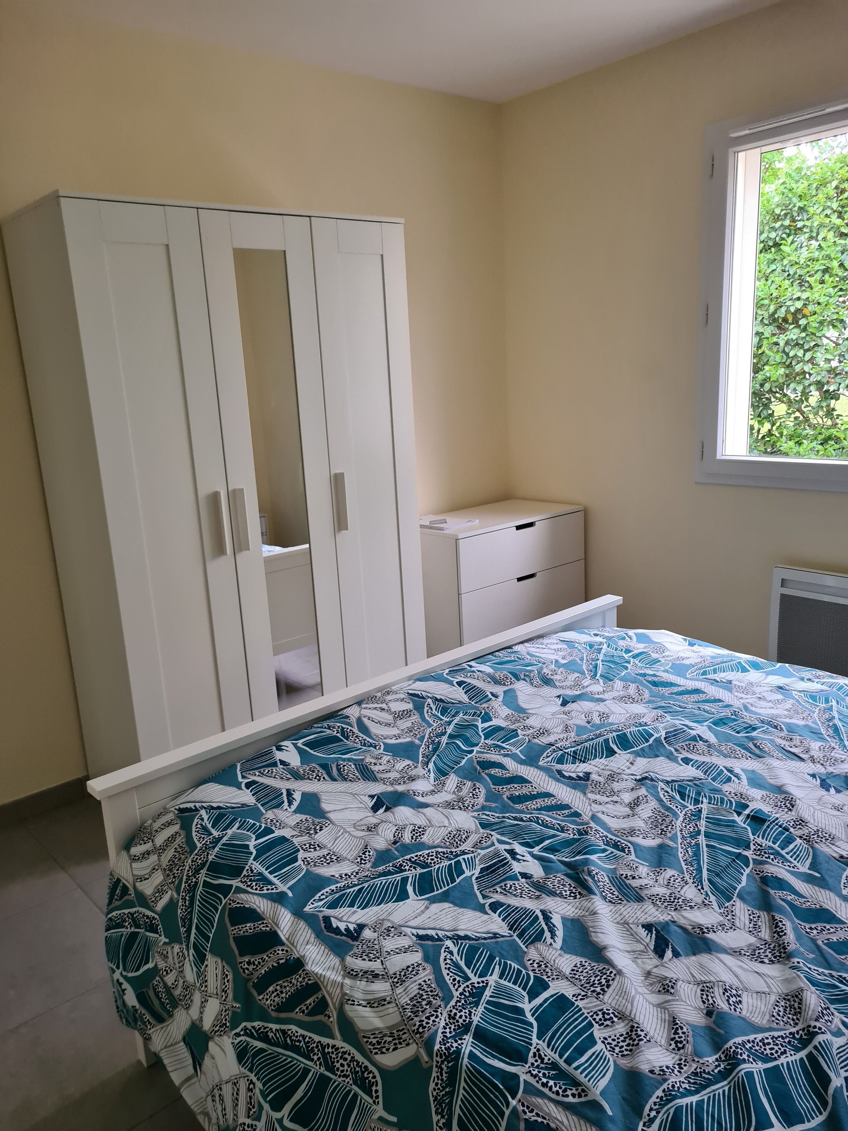 4 chambres, fer et planche à repasser, Wi-Fi, draps fournis