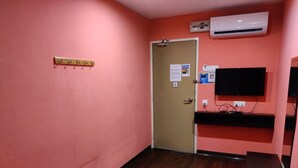 標準雙人房 | 免費無線上網、床單