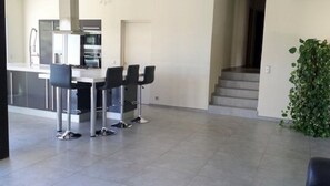 Dining - Villa 'Gecko' with Sea View, Wi-Fi and Air Conditioning (SARI SOLENZARA)