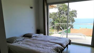 5 dormitorios, tabla de planchar con plancha, wifi gratis y ropa de cama