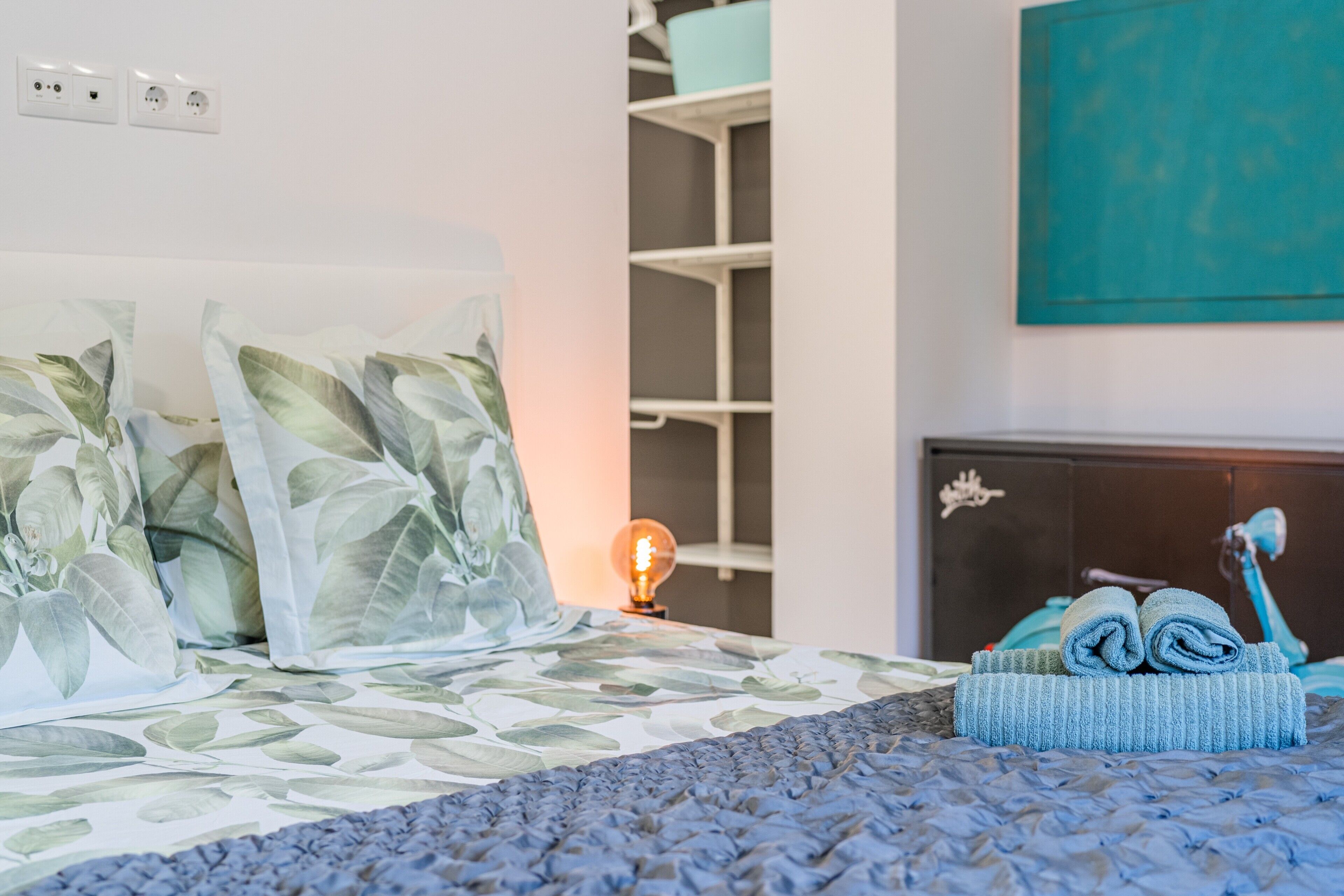 2 habitaciones, tabla de planchar con plancha y wifi gratis 